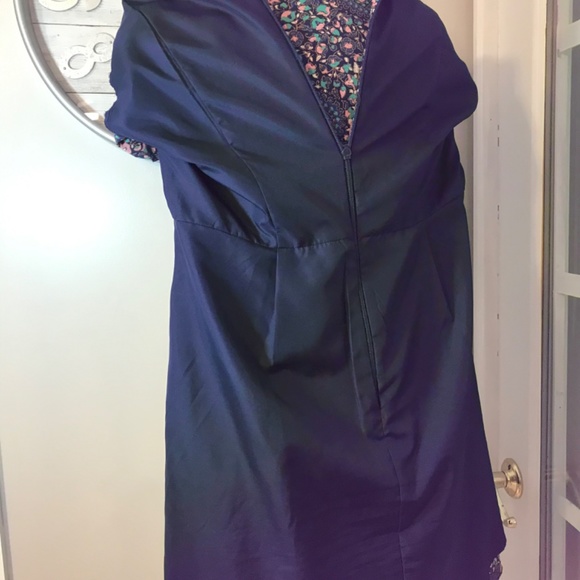 J. Crew scoop neck  floral flutter dress - Picture 13 of 16